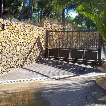 Apto Fully Equiped Con Piscina Y Gratis Parking Алтеа Екстер'єр фото